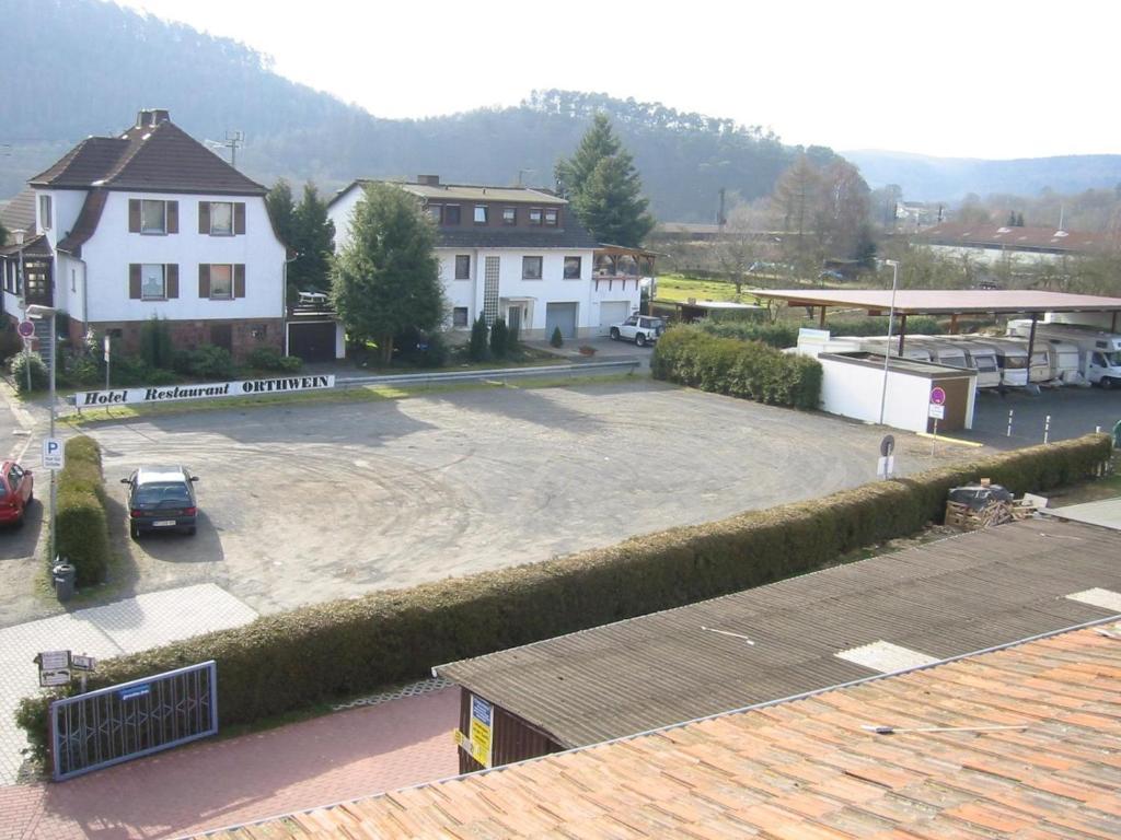 Hotel Orthwein -Kostenfreie Parkplaetze- Cölbe Exteriör bild