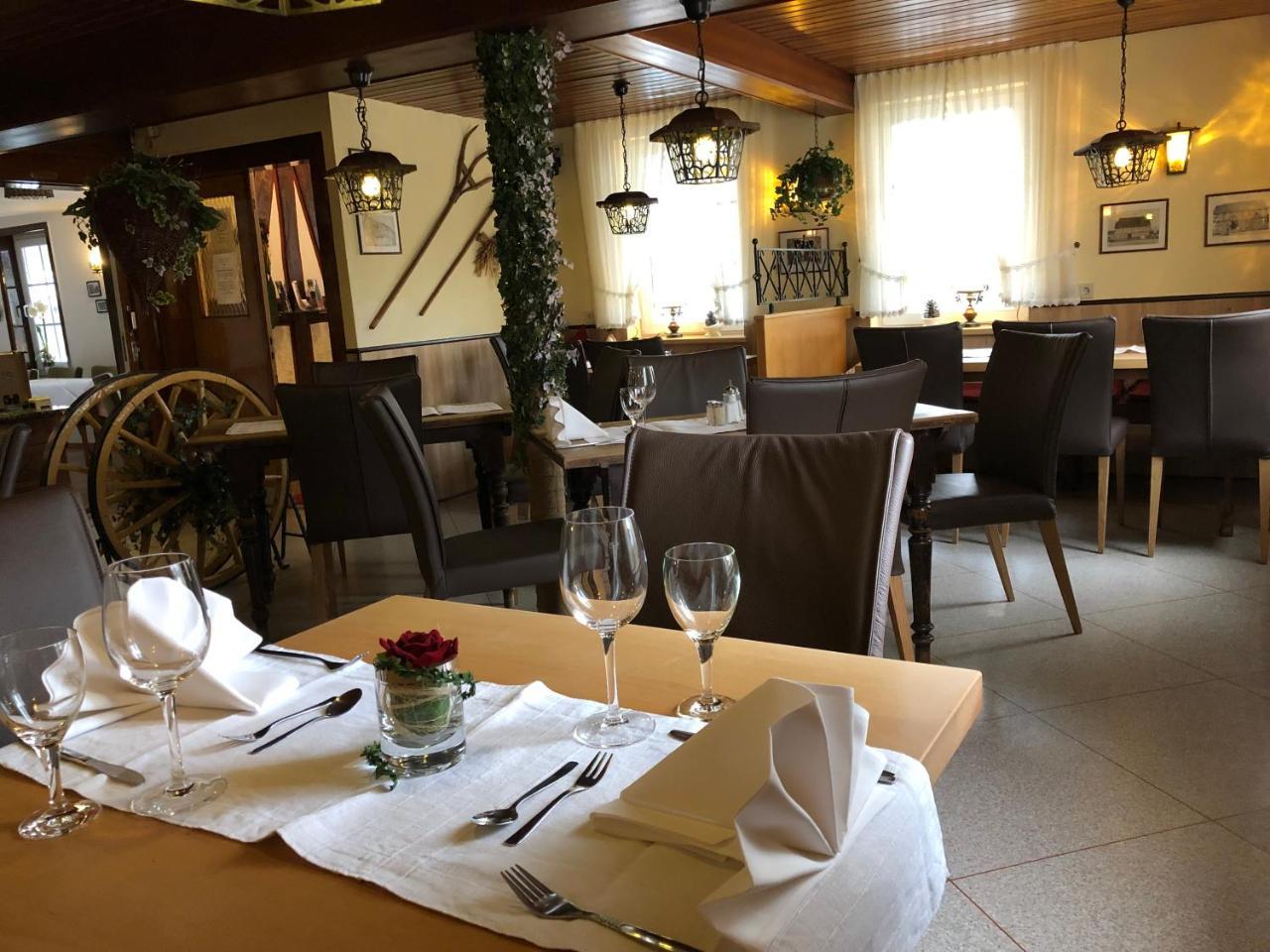 Hotel Orthwein -Kostenfreie Parkplaetze- Cölbe Exteriör bild